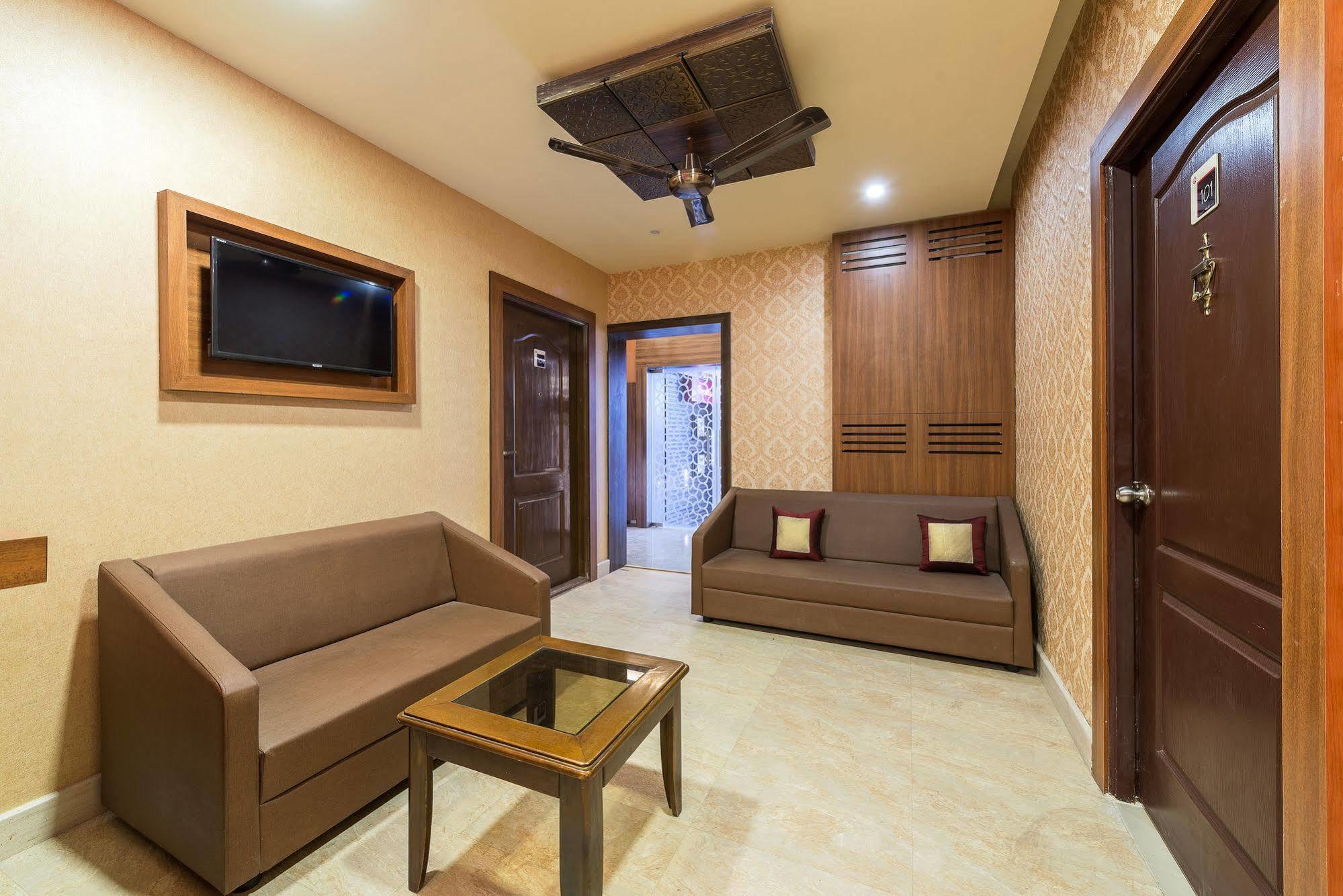 Treebo Nestlay Casa Otel Chennai Dış mekan fotoğraf