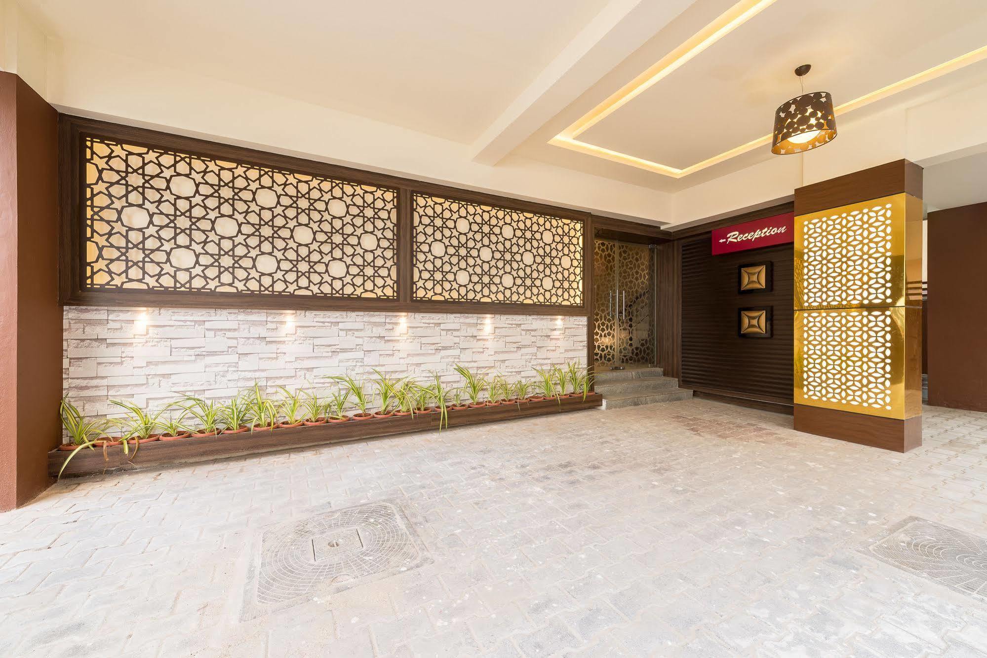 Treebo Nestlay Casa Otel Chennai Dış mekan fotoğraf