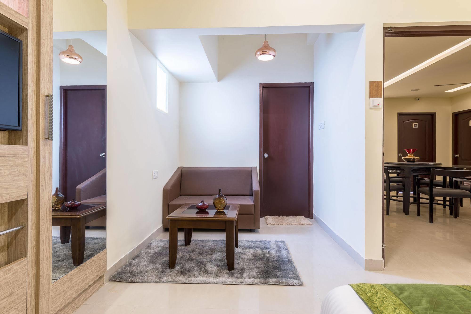 Treebo Nestlay Casa Otel Chennai Dış mekan fotoğraf